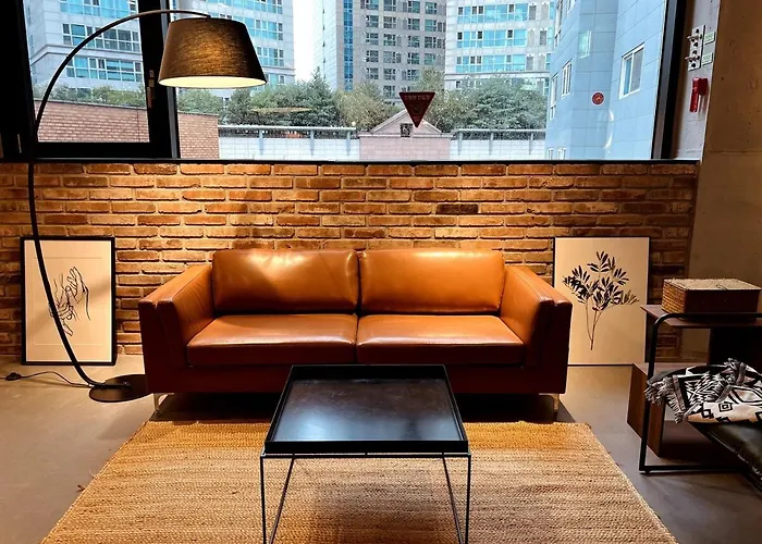 Boutique Frge 60sqm, 4pax, Ddp, Local Markets Séoul
